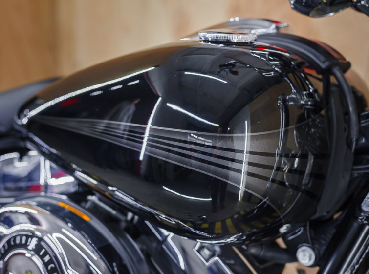 Мотоцикл Harley Davidson Breakout с пробегом 17361 миль