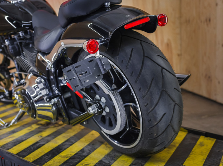 Мотоцикл Harley Davidson Breakout с пробегом 17361 миль