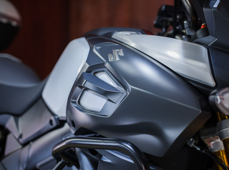 Мотоцикл Suzuki V-Strom DL1000 Traction ABS с пробегом 19943 км