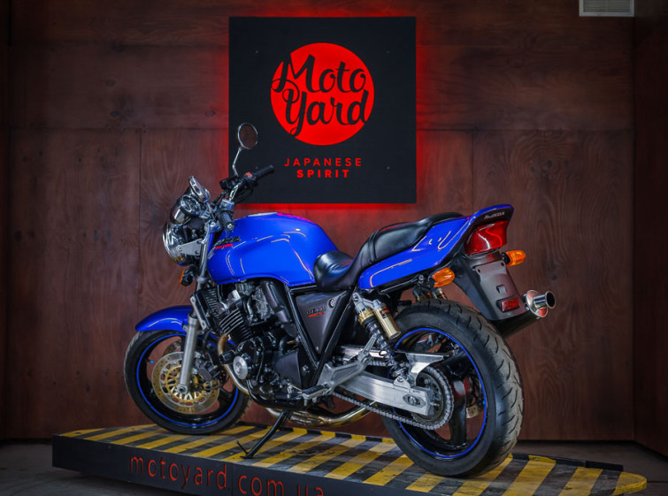 Мотоцикл Honda CB 400 SF с пробегом 18111 км