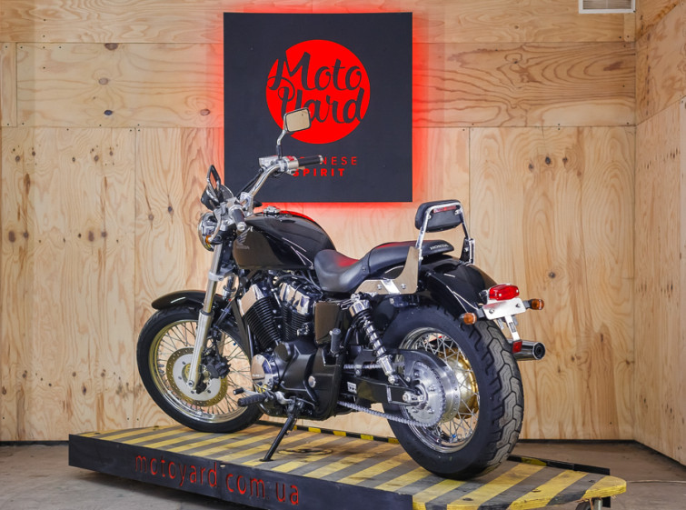 Мотоцикл Honda VT400 S с пробегом 7667 км