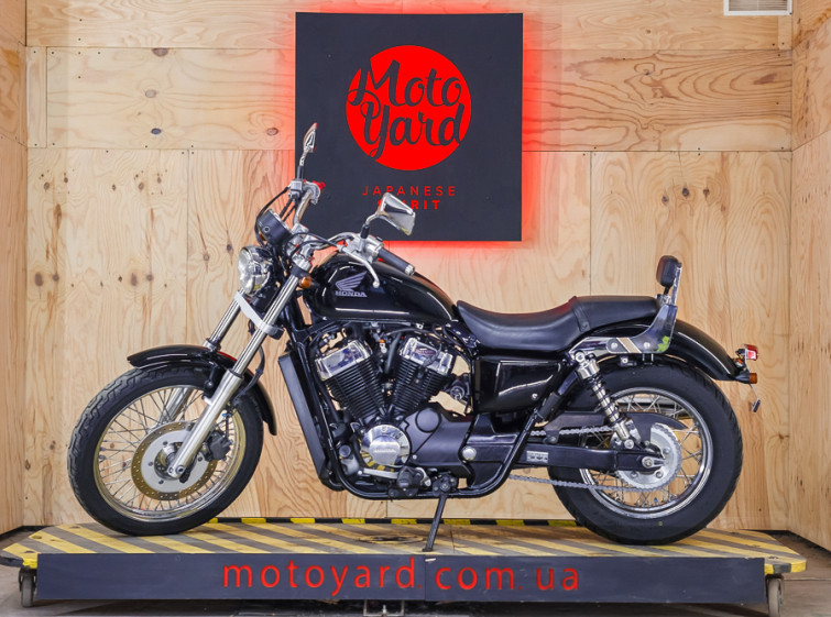 Мотоцикл Honda VT400 S с пробегом 7667 км