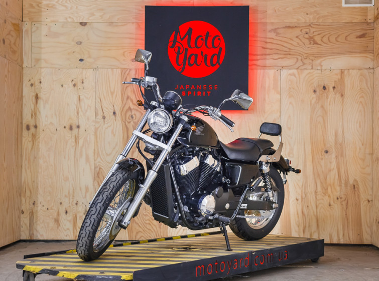 Мотоцикл Honda VT400 S с пробегом 7667 км