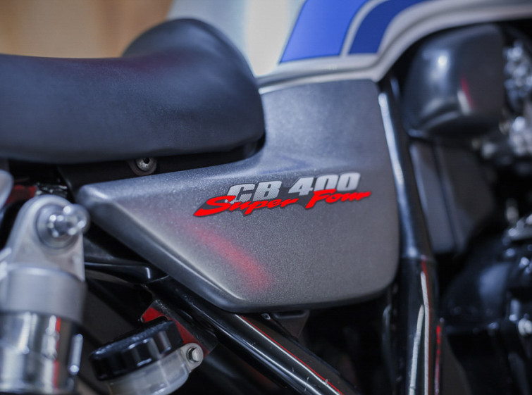 Мотоцикл Honda CB400SF HYPER VTEC 1 с пробегом 20312 км