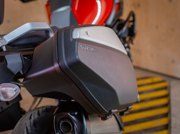 Мотоцикл Suzuki V-Strom 1000A с пробегом 12231 км