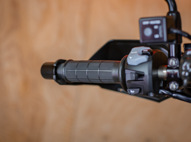 Мотоцикл Suzuki V-Strom 1000A с пробегом 12231 км