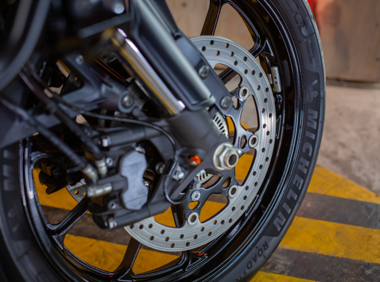 Мотоцикл Suzuki V-Strom 1000A с пробегом 12231 км