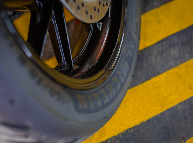 Мотоцикл Suzuki V-Strom 1000A с пробегом 12231 км