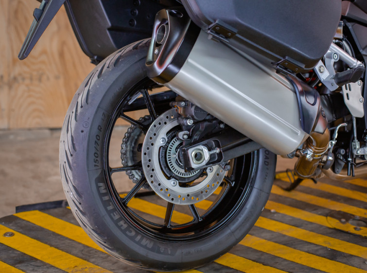 Мотоцикл Suzuki V-Strom 1000A с пробегом 12231 км