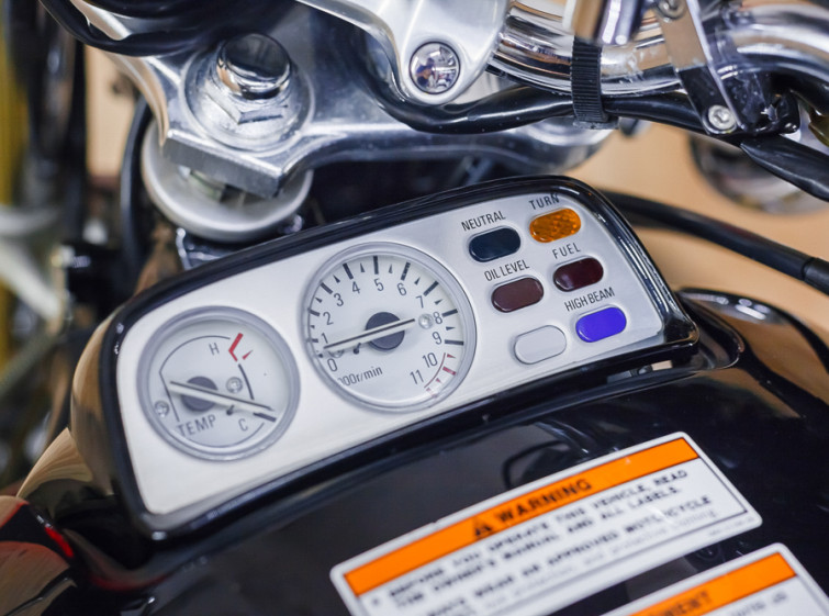 Мотоцикл Yamaha VMAX с пробегом 13814 км