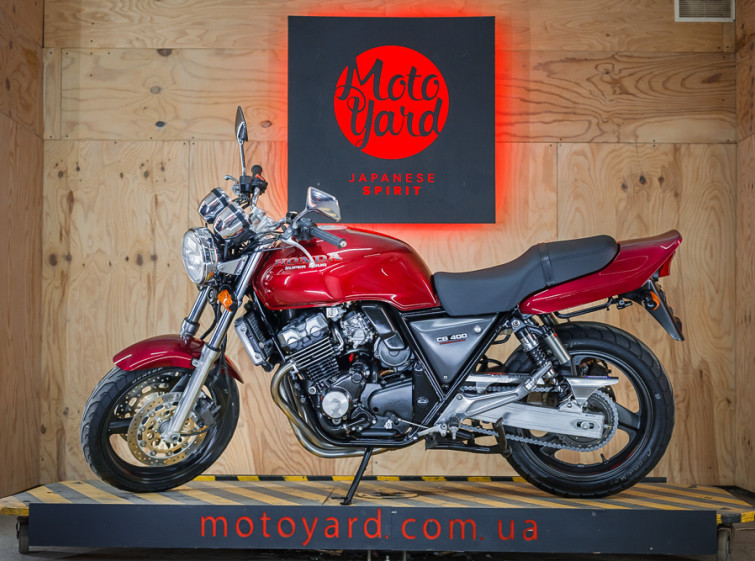 Мотоцикл Honda CB400 SF с пробегом 25385 км
