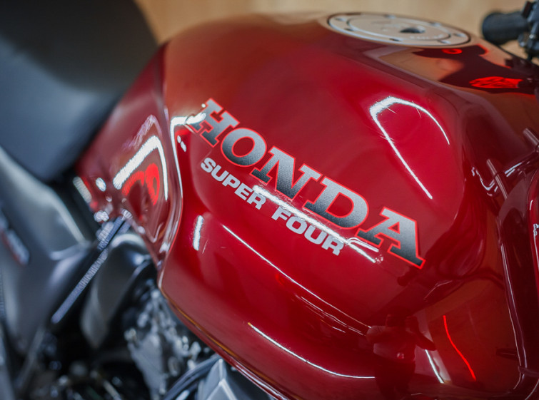 Мотоцикл Honda CB400 SF с пробегом 25385 км