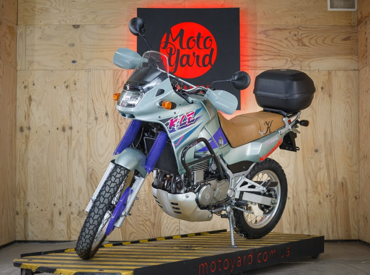 Мотоцикл Kawasaki kle 400 с пробегом 24108 км