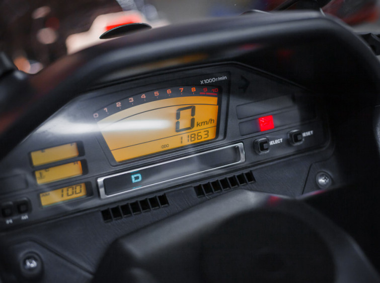 Мотоцикл Suzuki SKYWAVE 650 с пробегом 11863 км