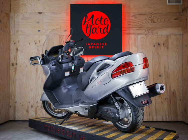 Мотоцикл Suzuki SKYWAVE 650 с пробегом 11863 км
