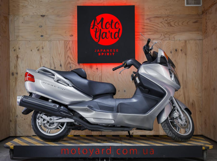 Мотоцикл Suzuki SKYWAVE 650 с пробегом 11863 км