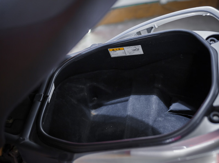 Мотоцикл Suzuki SKYWAVE 650 с пробегом 11863 км