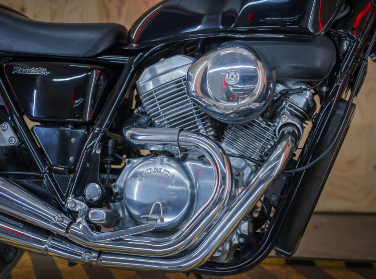 Мотоцикл Honda VRX 400 с пробегом 19249 км