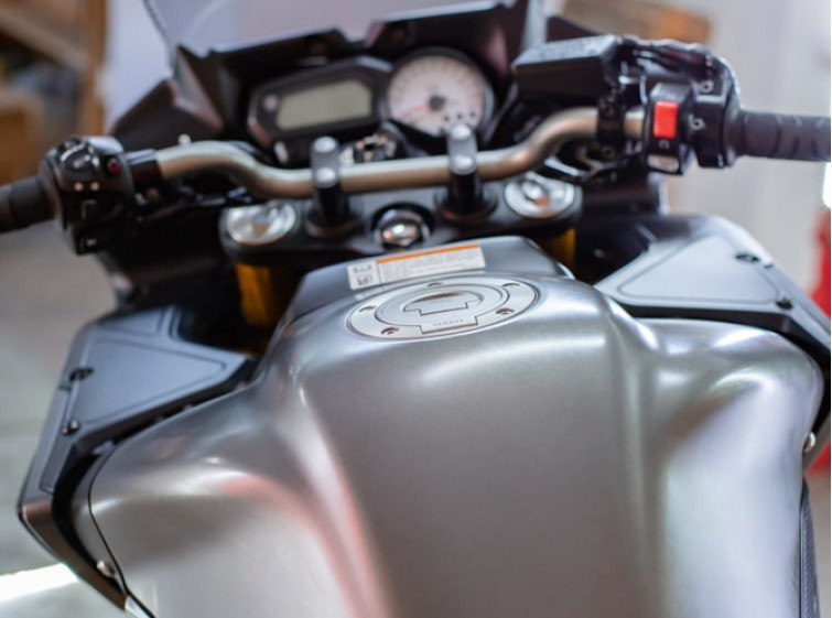 Мотоцикл Yamaha FZ8 FAZER ABS с пробегом 7816 км