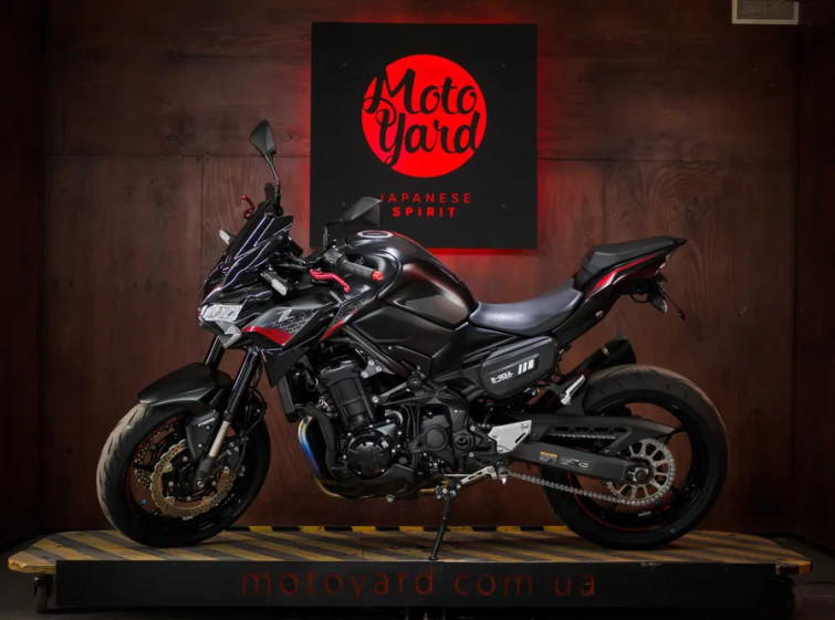 Мотоцикл Kawasaki Z900 Состояние Нового с пробегом 11594 км