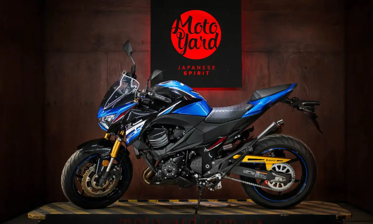 Купити Kawasaki Z800 ABS Стан нового з пробігом 11047 км, ціна в