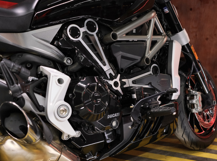 Мотоцикл Ducati X Diavel S Состояние Нового с пробегом 12825 км