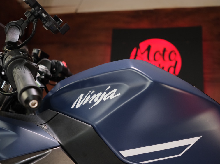 Мотоцикл Kawasaki Ninja 400 з пробігом 15820 км