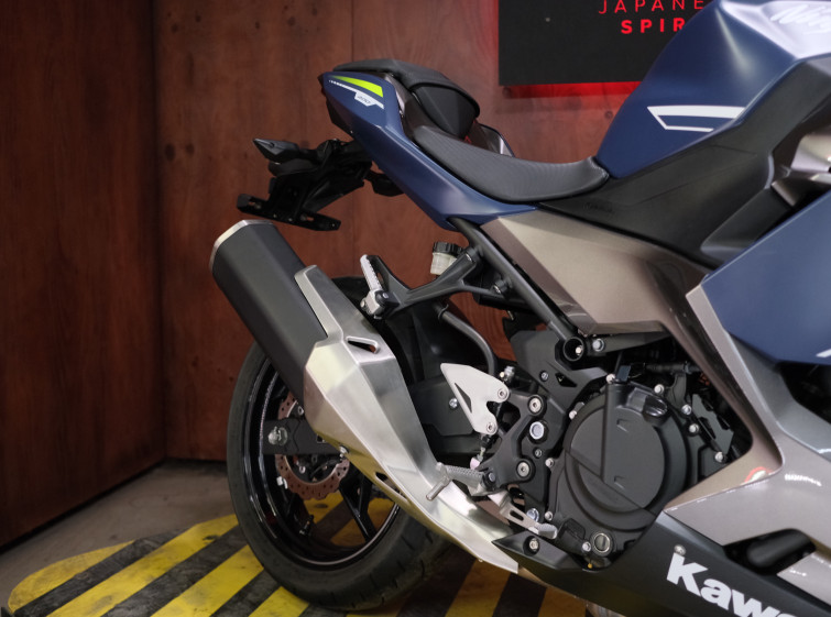Мотоцикл Kawasaki Ninja 400 з пробігом 15820 км