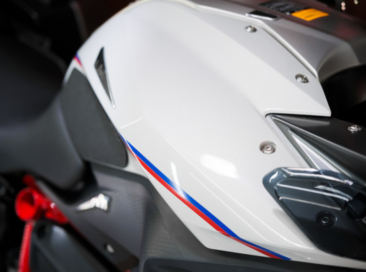 Мотоцикл BMW R1200RS з пробігом 32191км