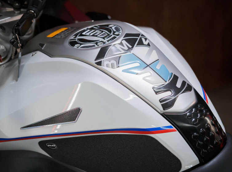 Мотоцикл BMW R1200RS з пробігом 32191км