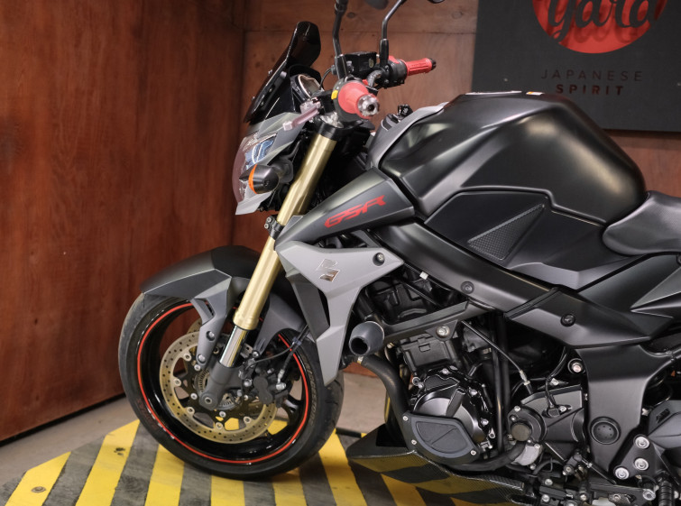 Мотоцикл Suzuki GSR 750 с пробегом 26623 км