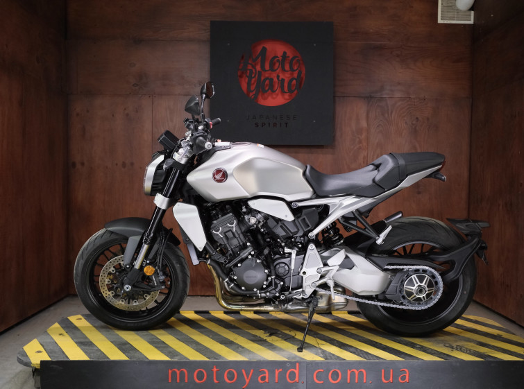 Мотоцикл Honda CB1000R с пробегом 4290 км