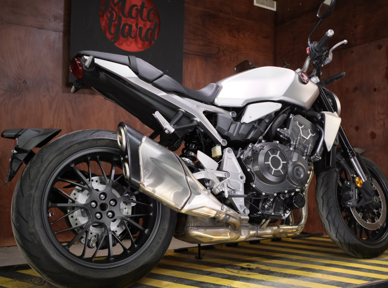 Мотоцикл Honda CB1000R с пробегом 4290 км