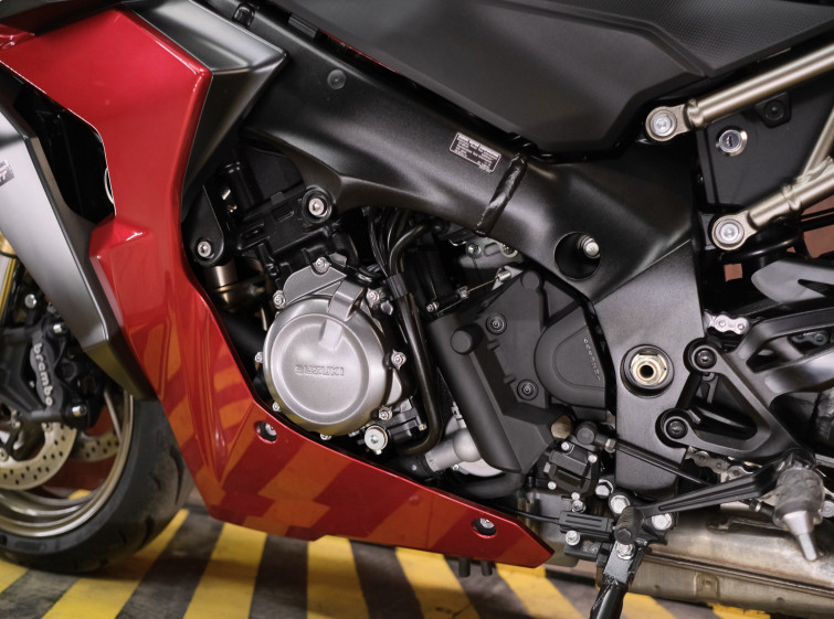 Мотоцикл SUZUKI GSX-S1000GT с пробегом 2978 км
