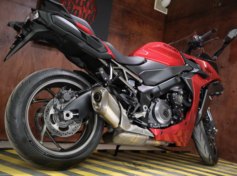 Мотоцикл SUZUKI GSX-S1000GT с пробегом 2978 км