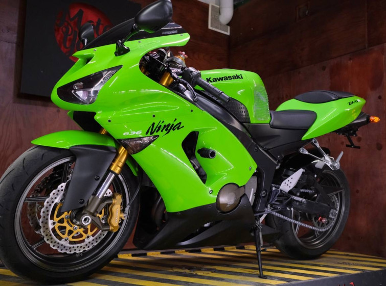 Мотоцикл Kawasaki ZX-6R с пробегом 23865 км