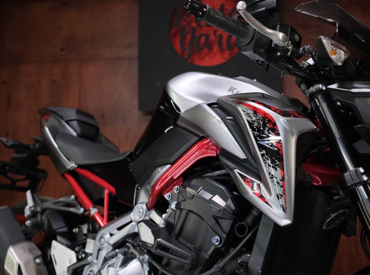 Мотоцикл Kawasaki Z900 с пробегом 9944 км