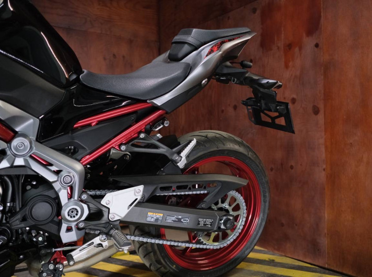 Мотоцикл Kawasaki Z900 с пробегом 9944 км