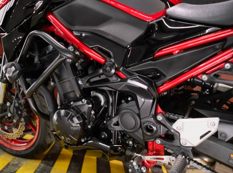 Мотоцикл Kawasaki Z900 с пробегом 12423 км