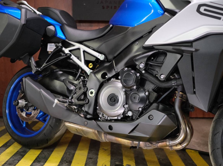 Мотоцикл SUZUKI GSX-S1000GX с пробегом 9915 км