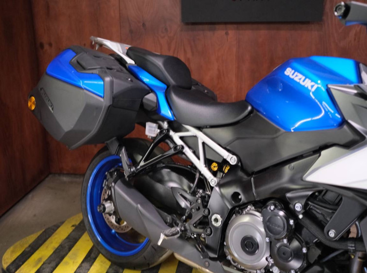 Мотоцикл SUZUKI GSX-S1000GX с пробегом 9915 км