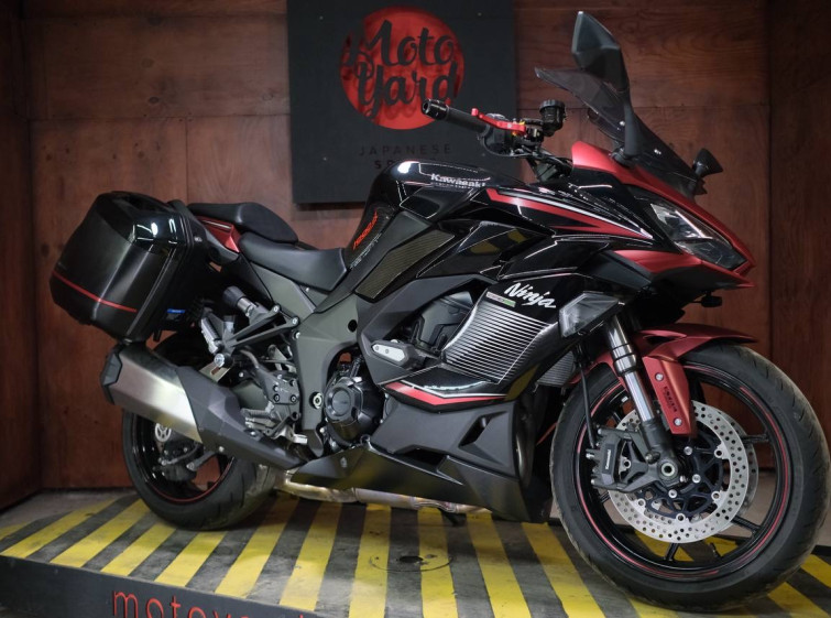 Мотоцикл Kawasaki Ninja 1000 з пробігом 8989 км