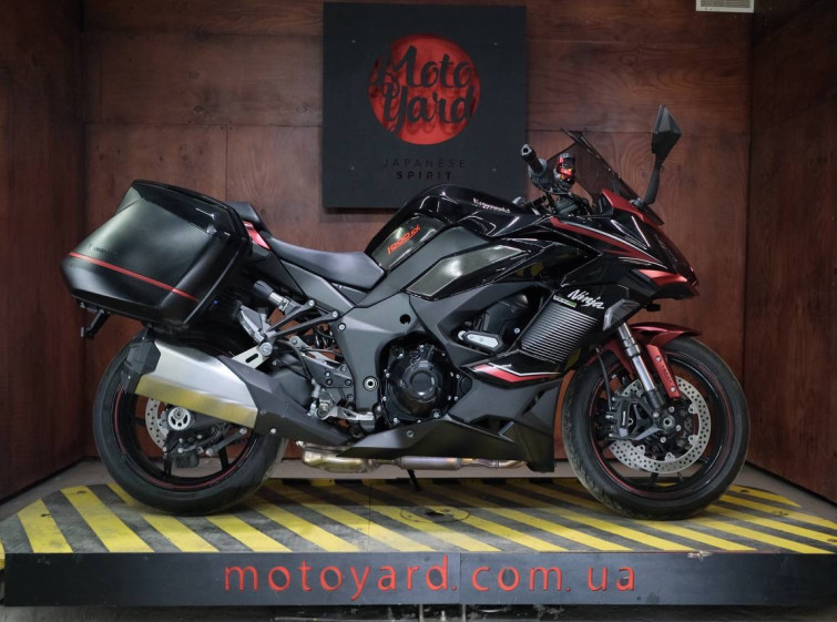 Мотоцикл Kawasaki Ninja 1000 з пробігом 8989 км