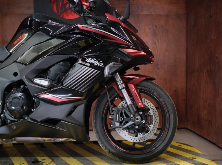 Мотоцикл Kawasaki Ninja 1000 з пробігом 8989 км