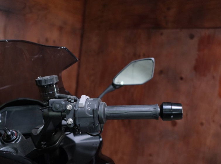 Мотоцикл Kawasaki Ninja 1000 з пробігом 8989 км