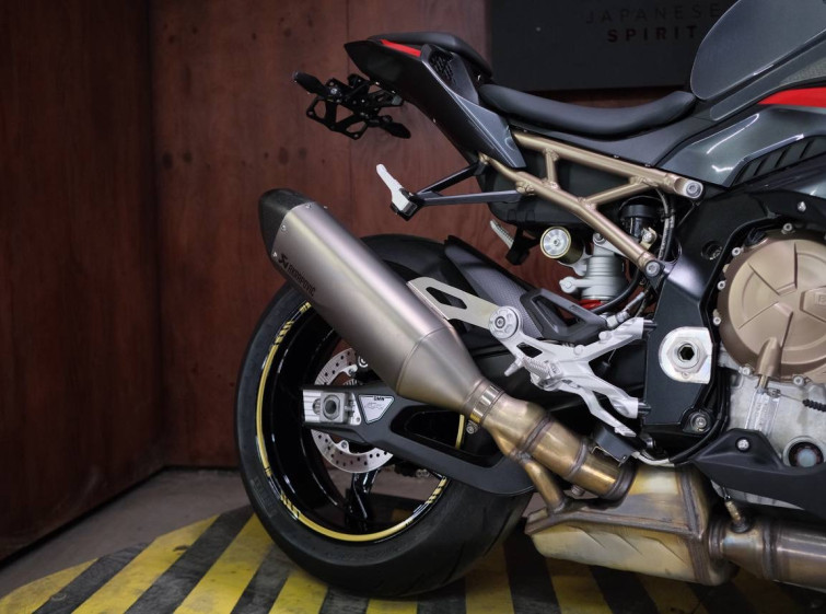 Мотоцикл BMW S1000RR с пробегом 2486 км