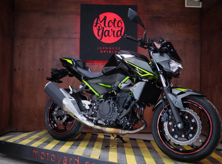 Мотоцикл Kawasaki Z400 с пробегом 4407 км