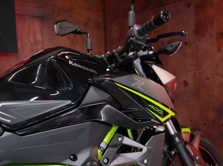 Мотоцикл Kawasaki Z400 с пробегом 4407 км