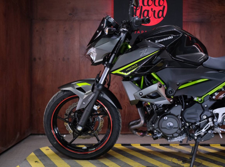 Мотоцикл Kawasaki Z400 с пробегом 4407 км