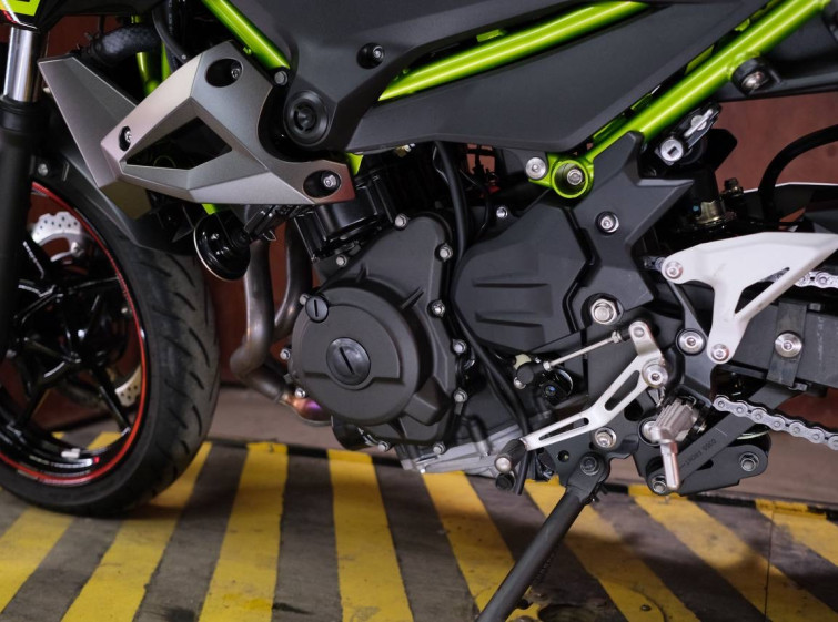 Мотоцикл Kawasaki Z400 с пробегом 4407 км